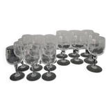 Lot de 19 verres à a pied en cristal ciselé