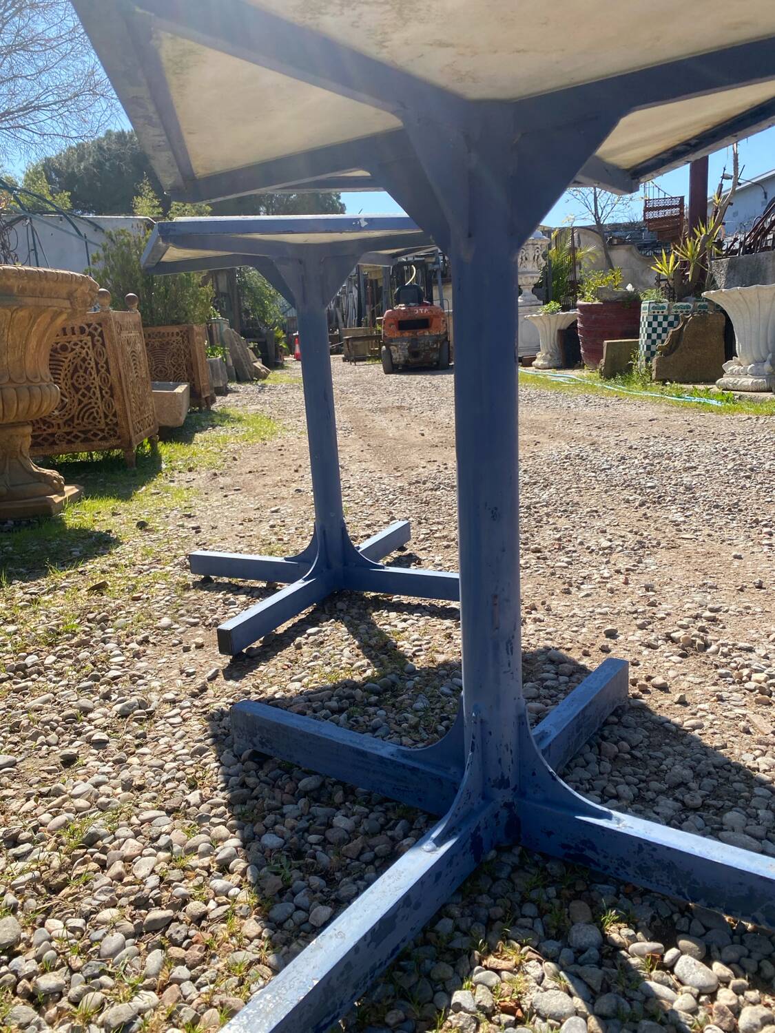 Bistro table
