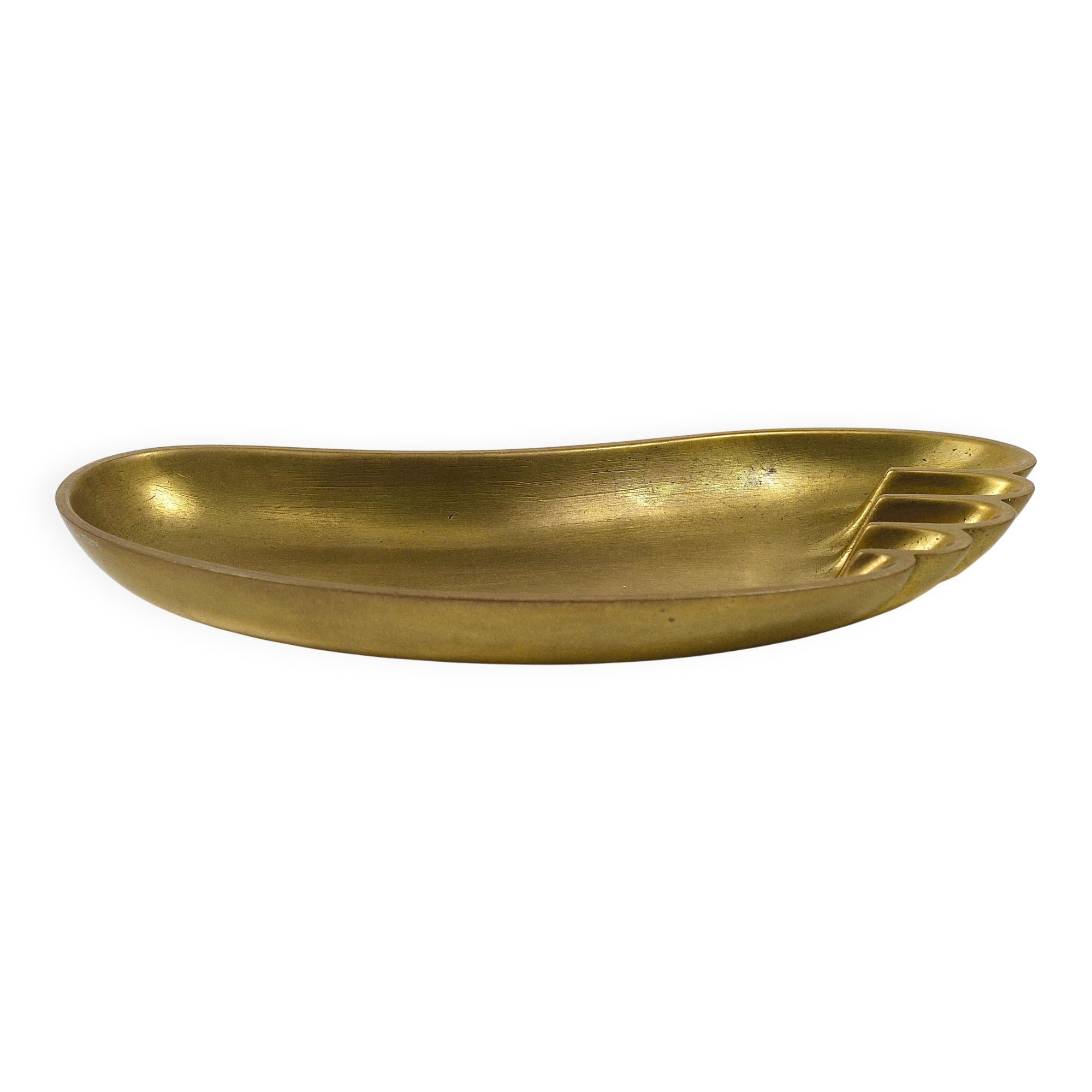 Bowl or sculptural plate in the shape of a foot by Werkstätte Hagenauer, mid-century, brass, Austria.