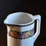 Large Pitcher