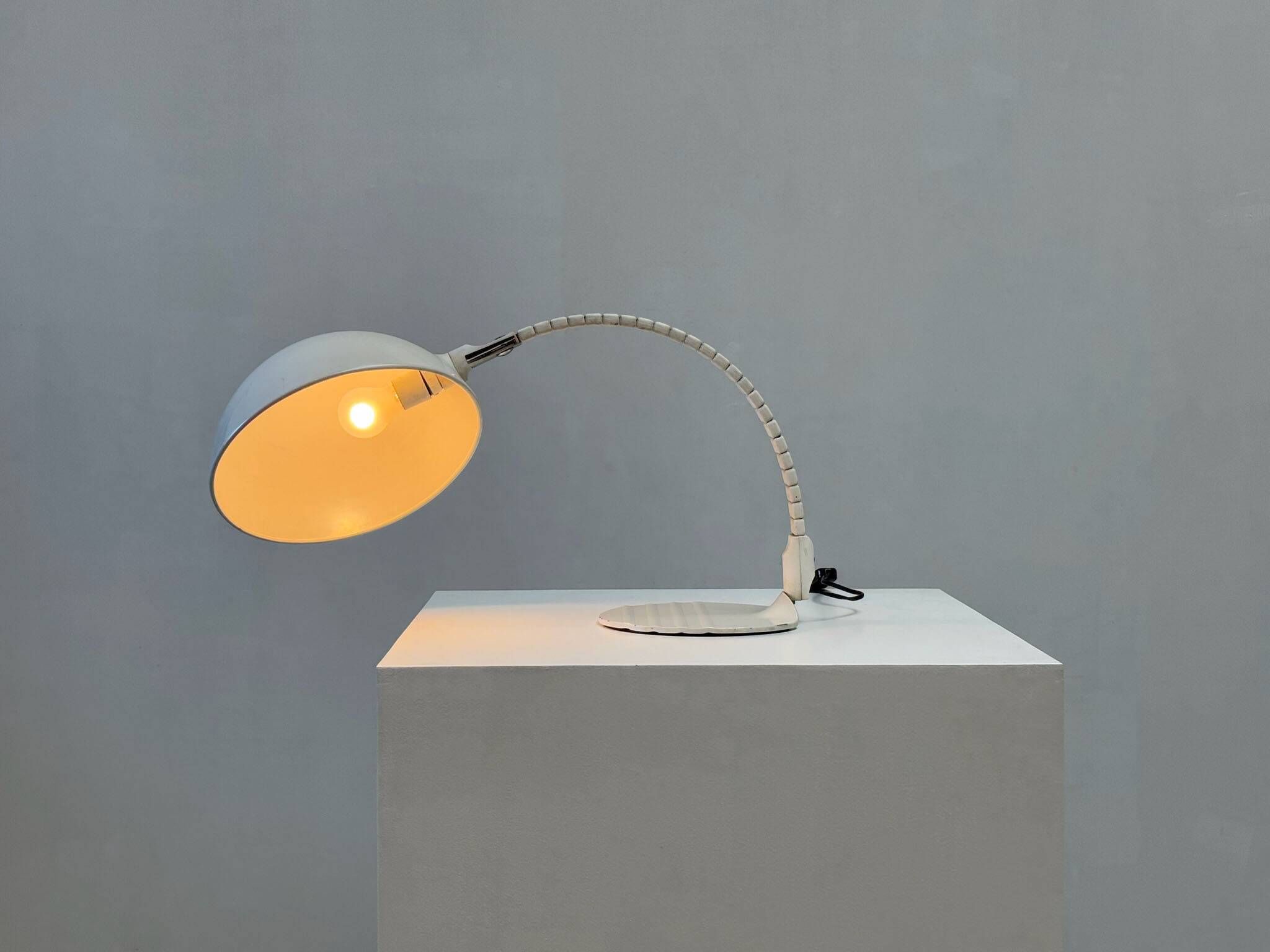Italian table lamp Flex 660 by Elio Martinelli for Martinelli Luce
