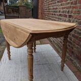 Round table