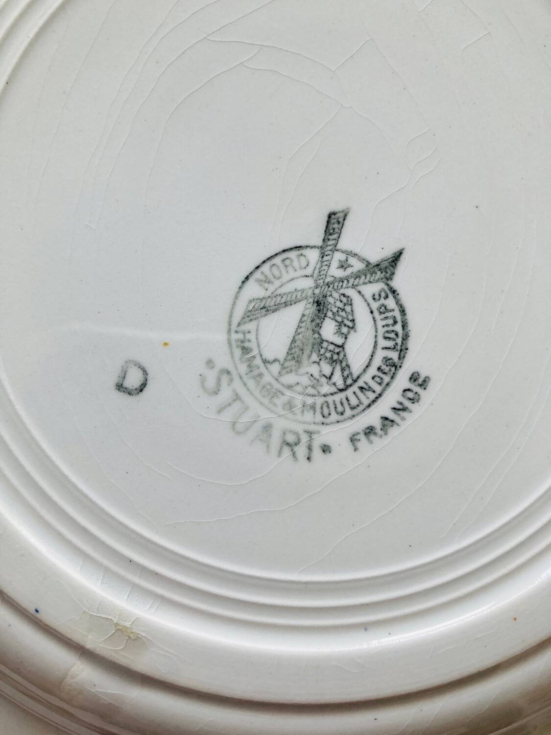 X6 Stuart Moulins des loups France flat plates - vintage-retro-kitchen