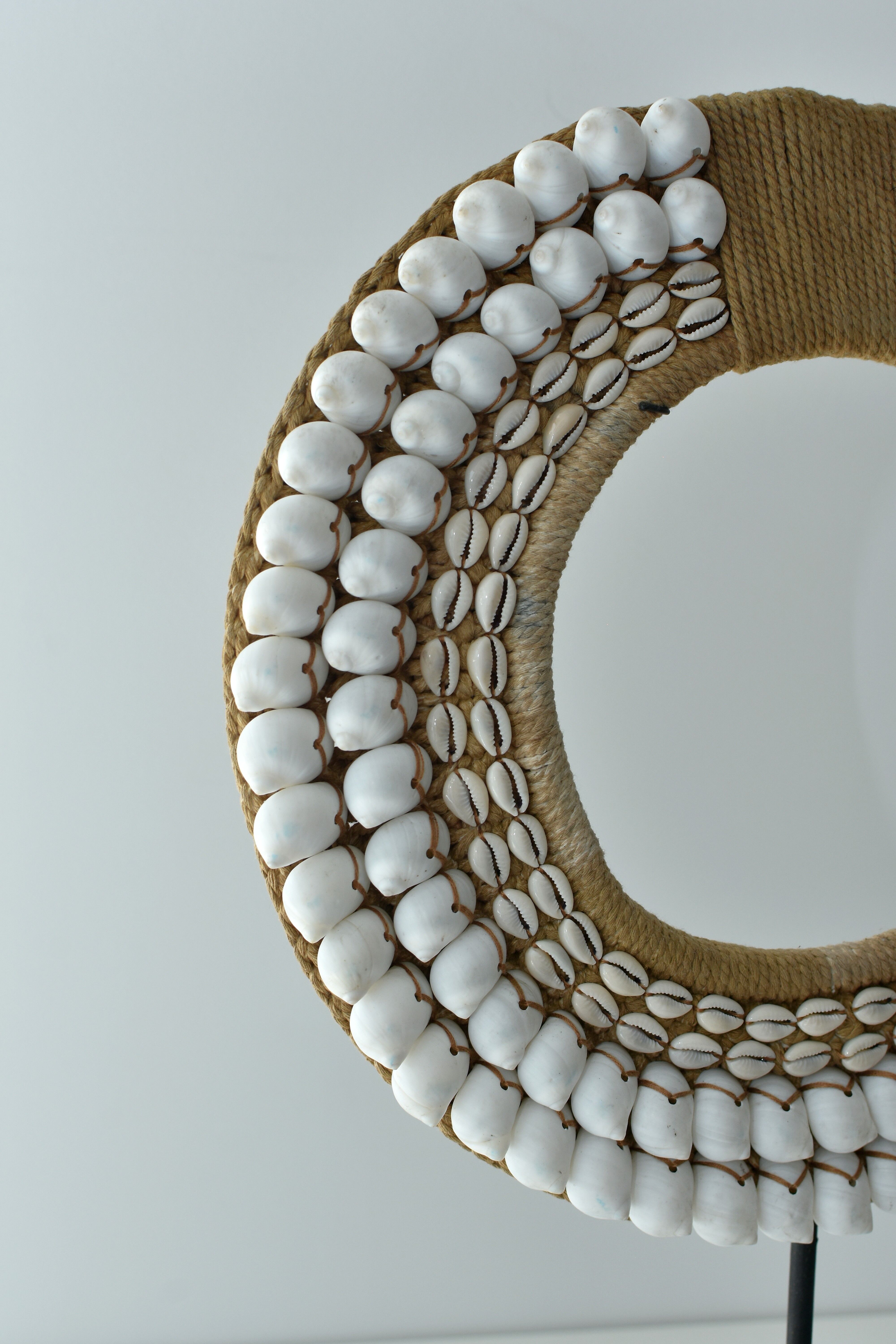 Papou necklace braided in shell