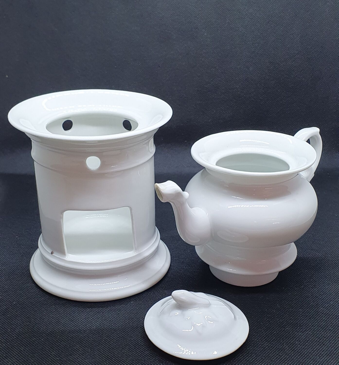 Porcelain herbal tea pot