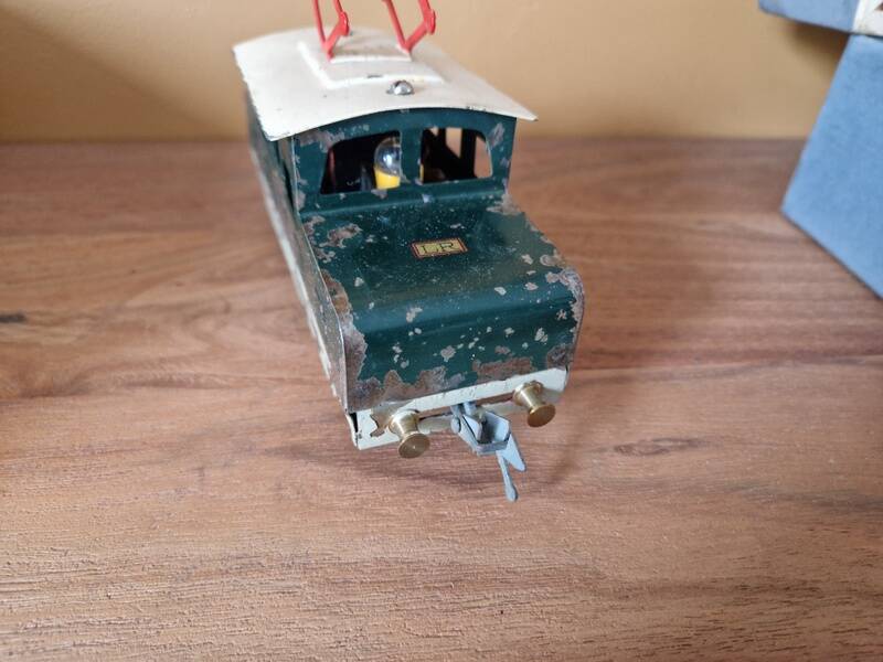 Old Louis Roussy box - LR Le Rapide - Scale O - in sheet metal from the 1940s