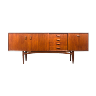 Viktor Wilkins' Brasís sideboard for Gplan