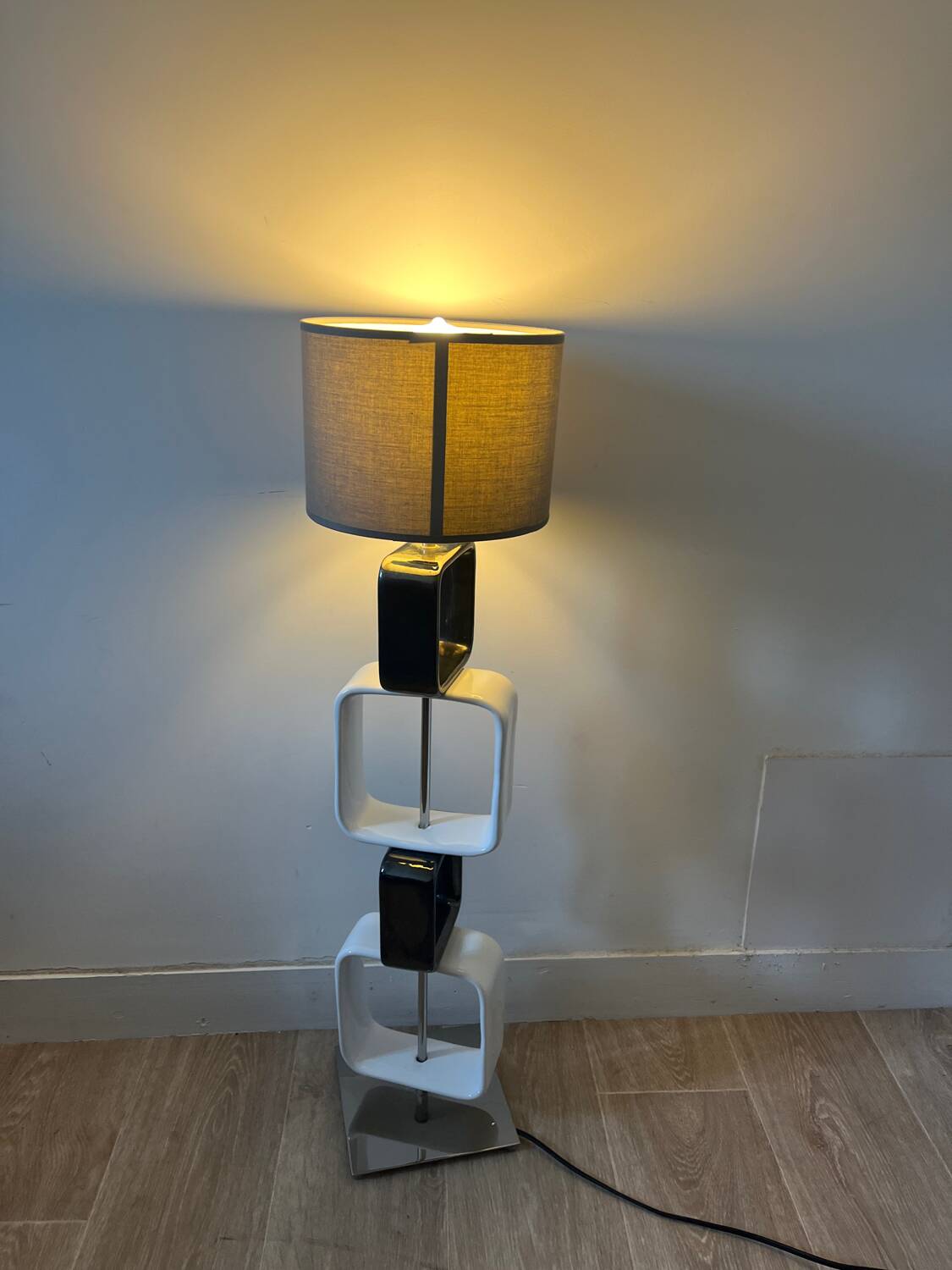 Vintage ceramic lamp from the 70s