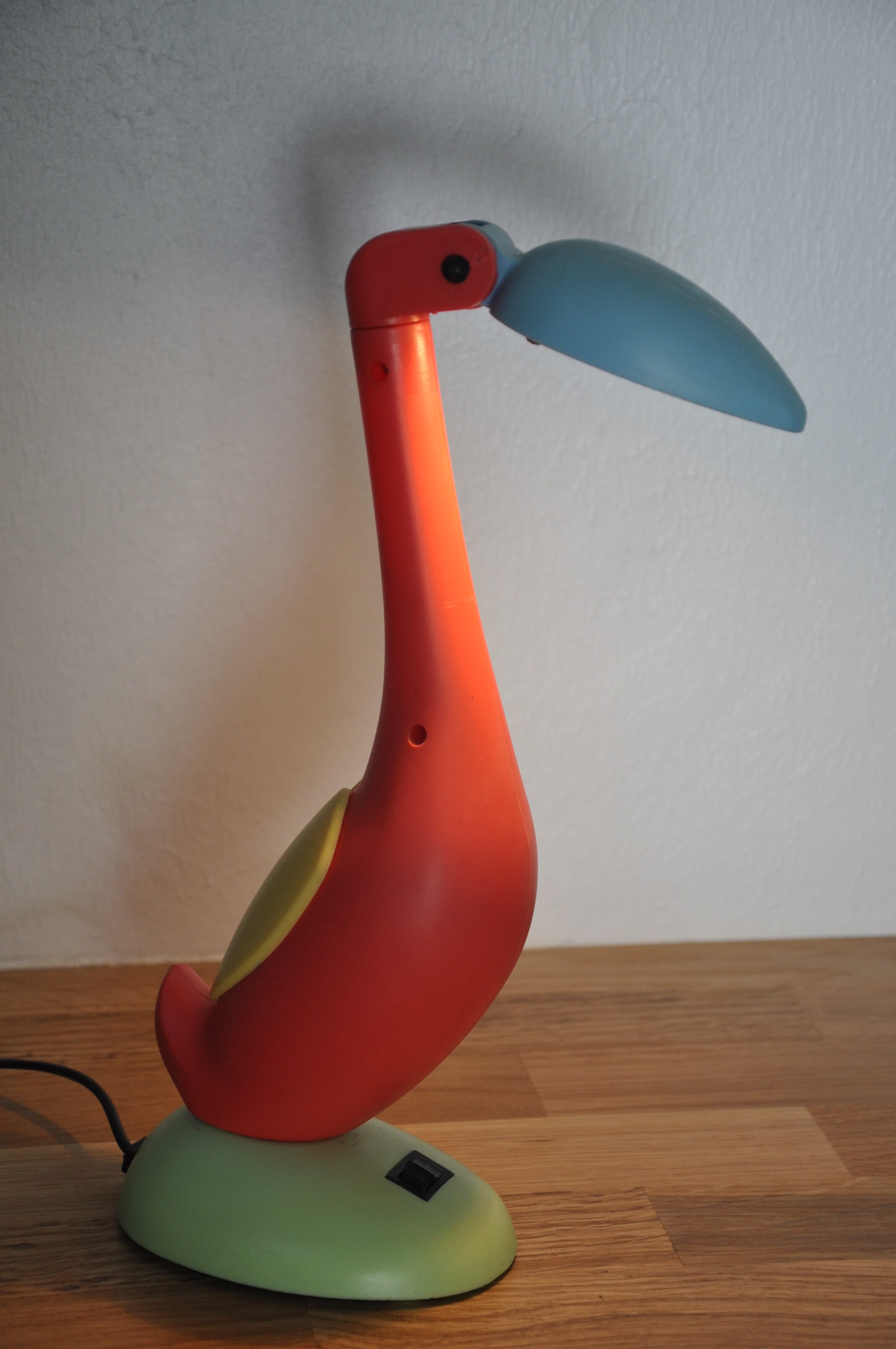 80s penguin lamp