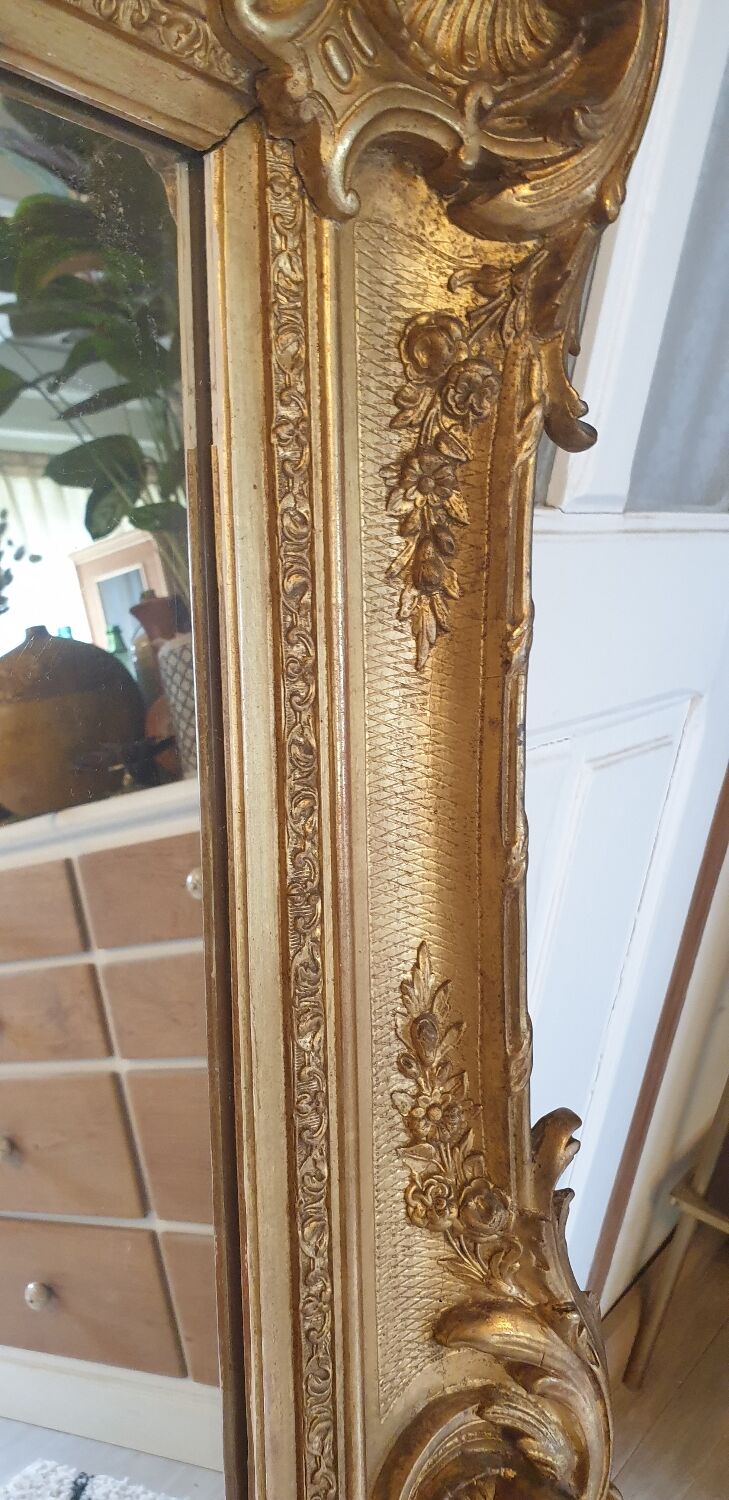 Golden mirror 116 x 97