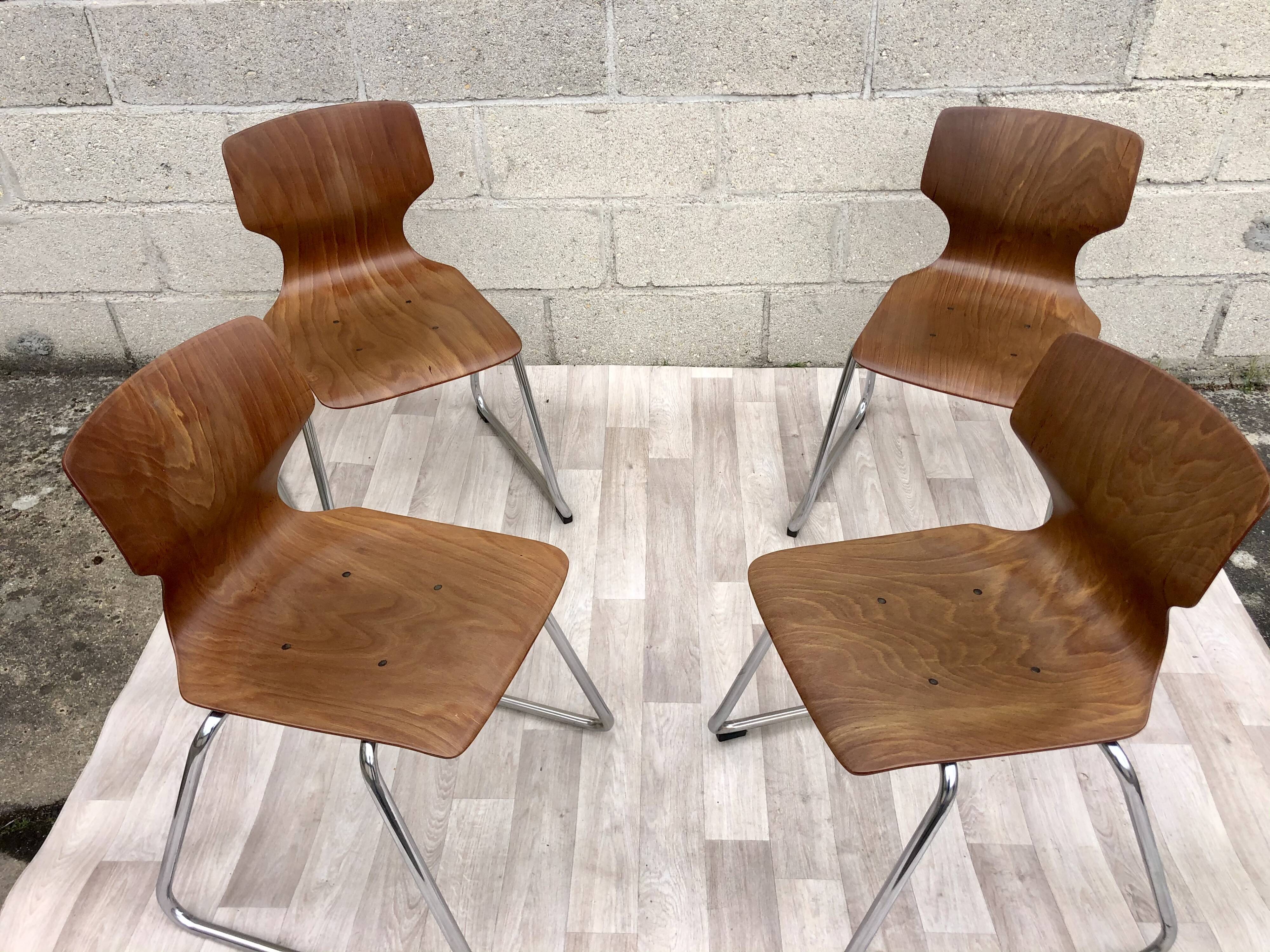 4 vintage Flottoto chairs