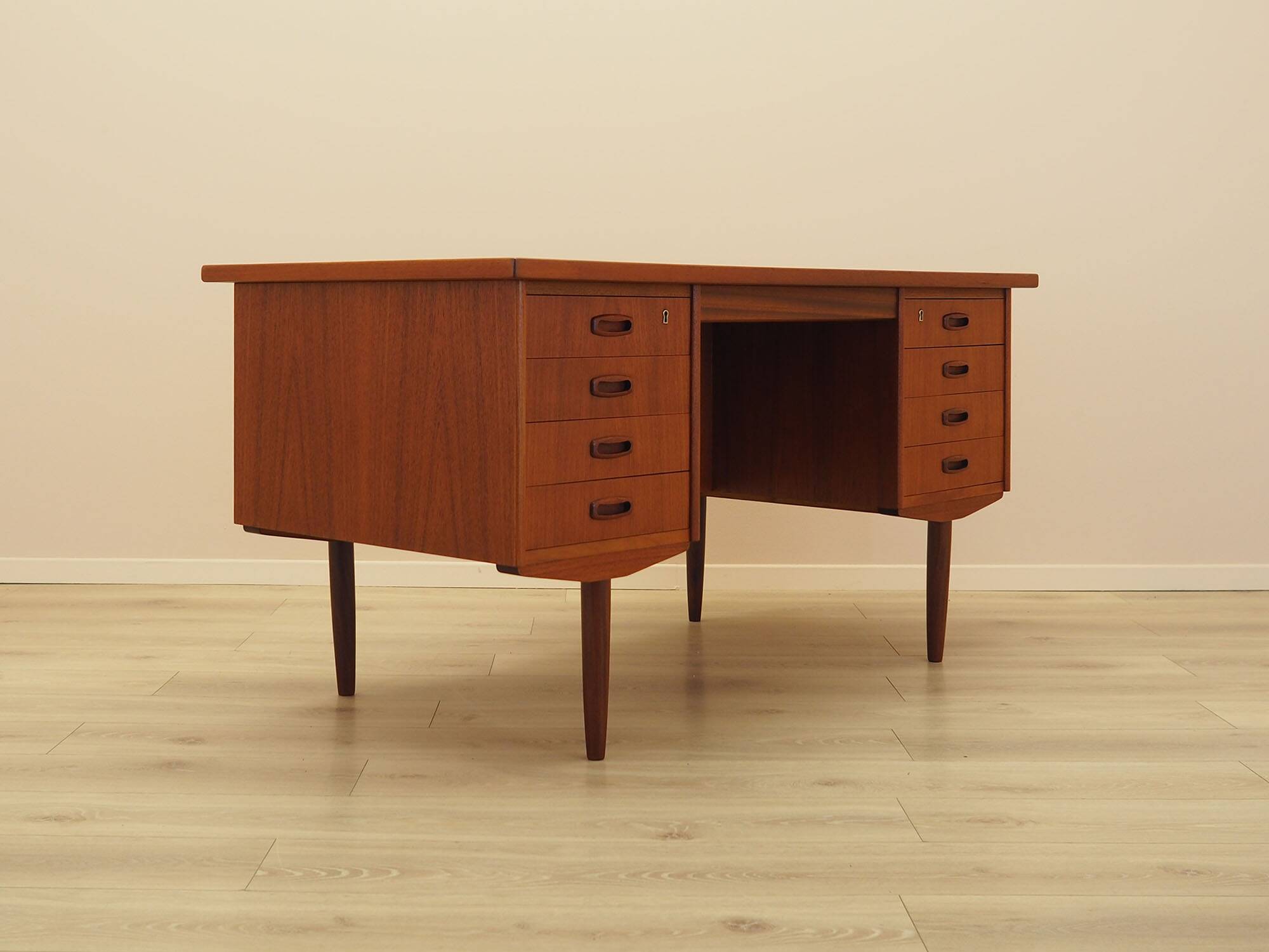 Teak desk, Danish design, 1970s, made in Denmark