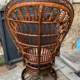 Fauteuil Emmanuelle rotin Peacock 1960