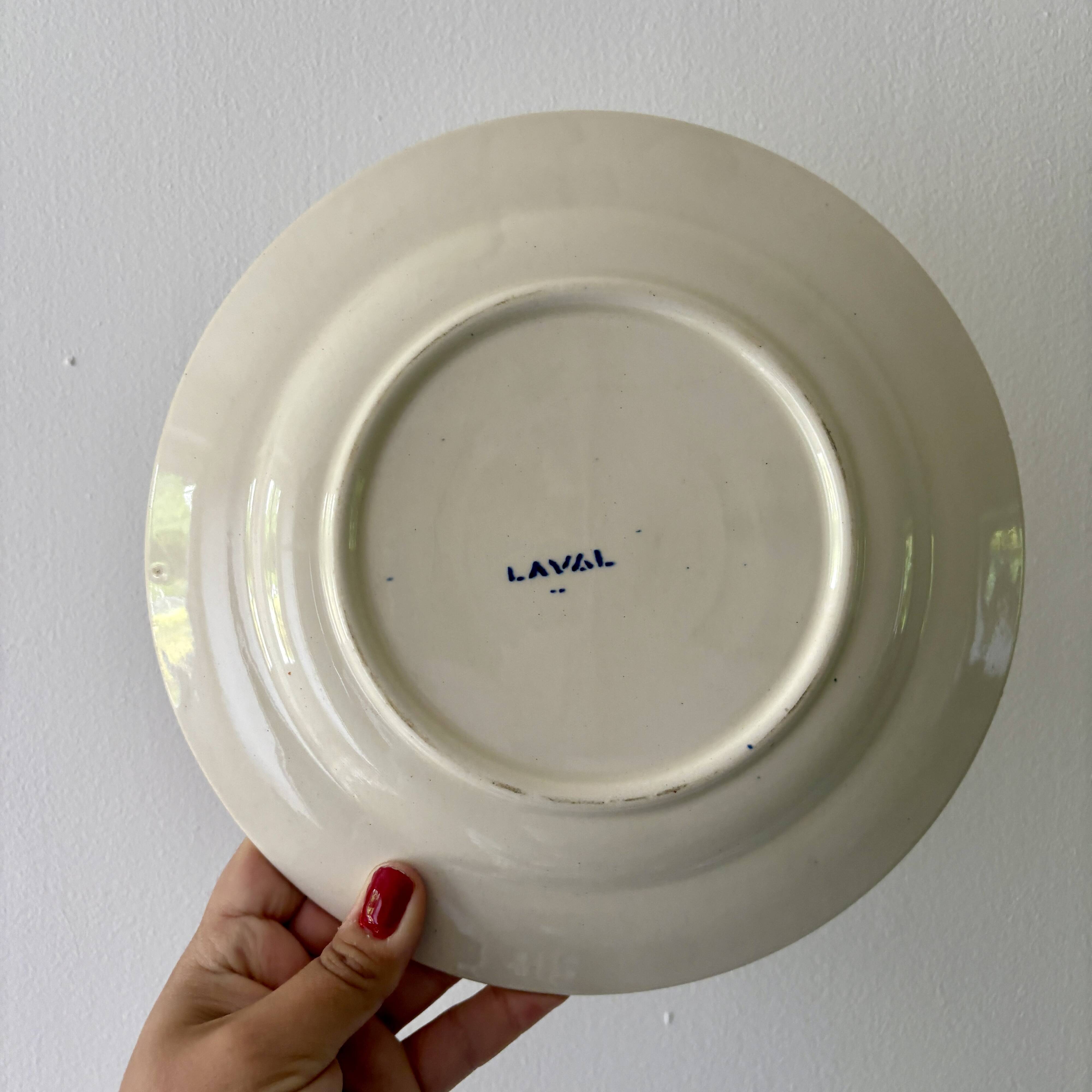 Set of 6 antique plates in the Laval pattern.