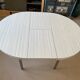 Table ronde extensible en formica, années 70