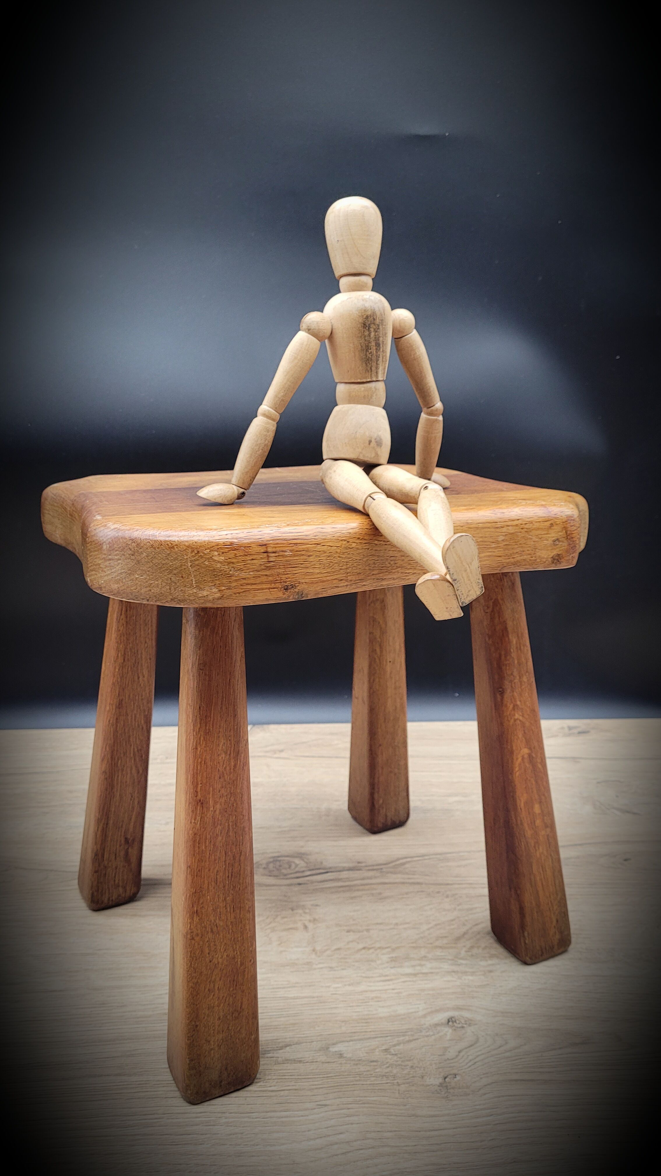 Quadripod solid wood stool