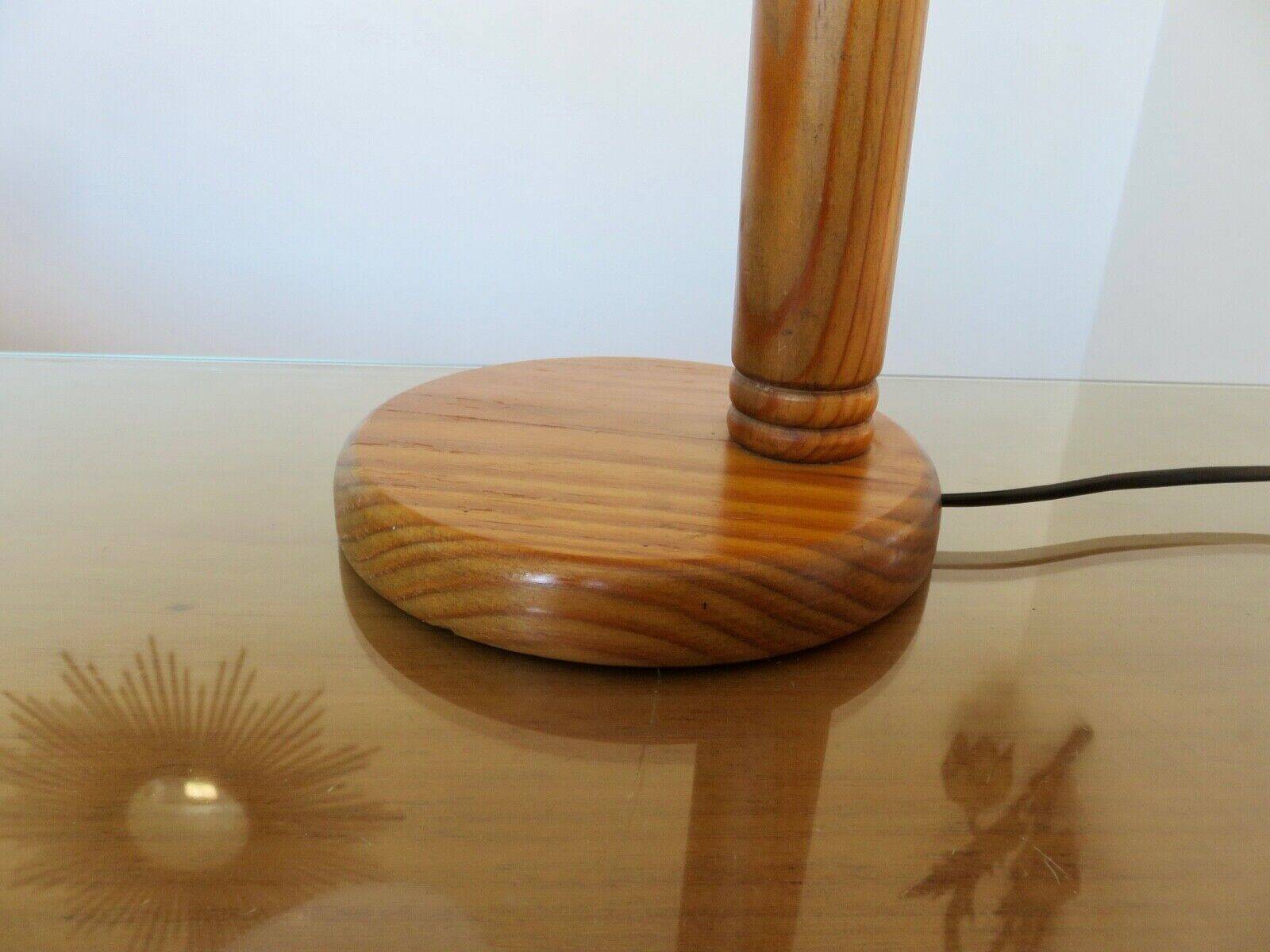 Scandinavian articulated lamp in pine and plastic 1970