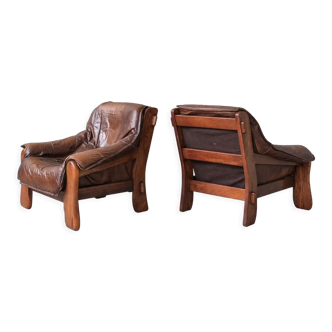 Paire de fauteuils en cuir brutaliste de chêne du milieu du siècle