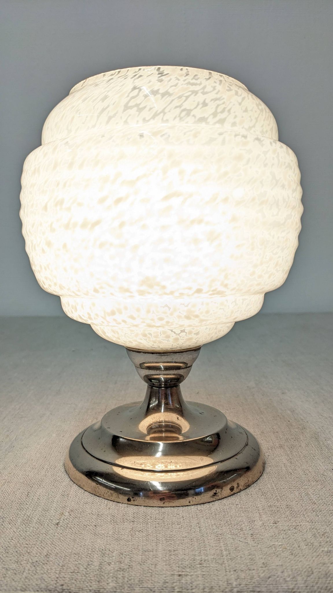 Art Deco bedside or ambient lamp in glass from Clichy, France, circa 1920.