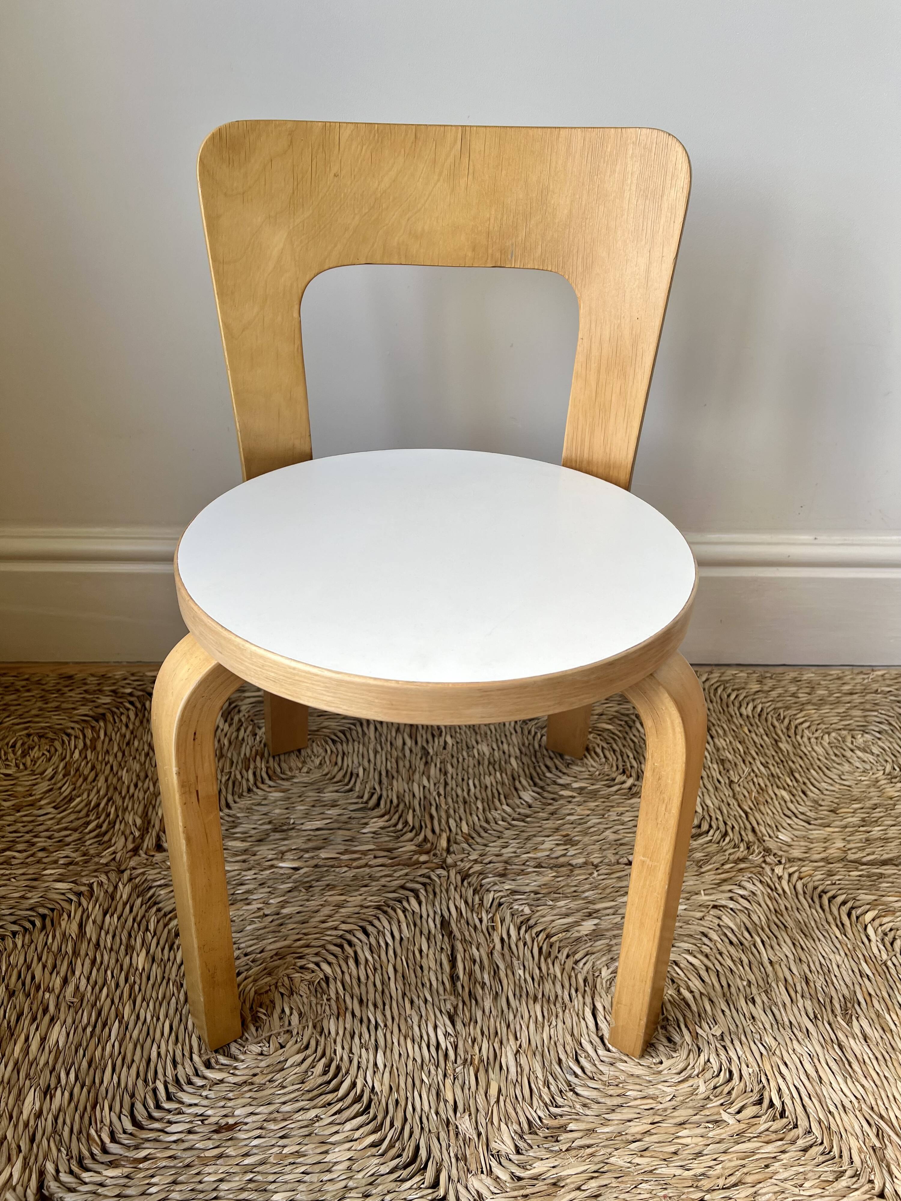 Chaises d'enfants N65 conçues par Alvar Aalto pour Artek, Finlande, 1960-1970