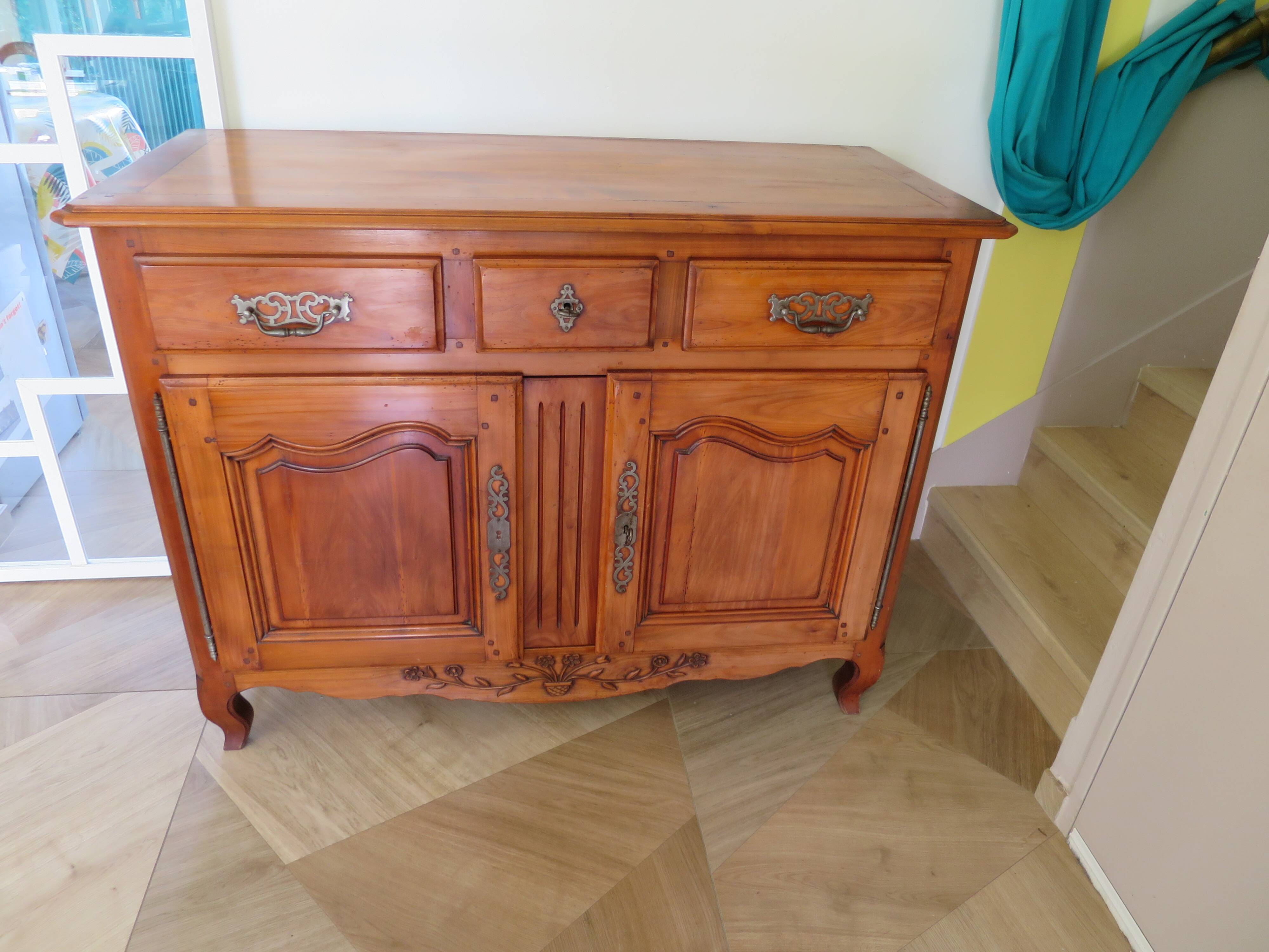 Rustic buffet in Louis XV-Regency style, dovetailed, cherry wood finish, solid wood.
