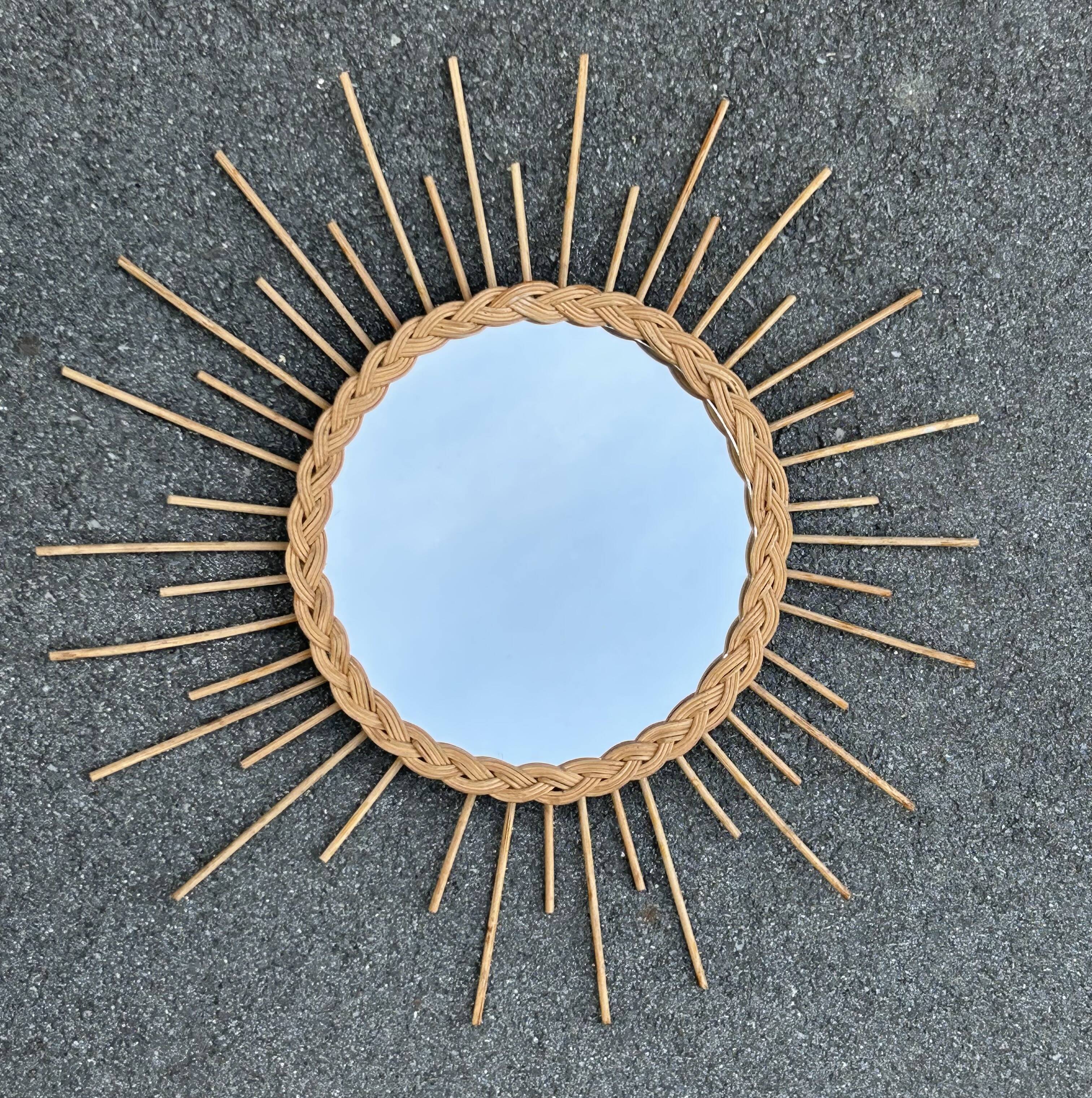 old vintage rattan wicker sun mirror authentic 70s Diameter 56