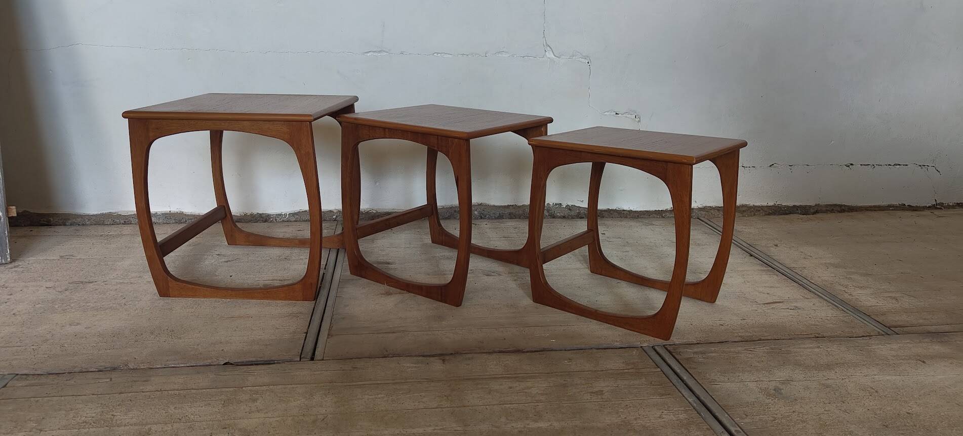 Tables basses gigognes vintage