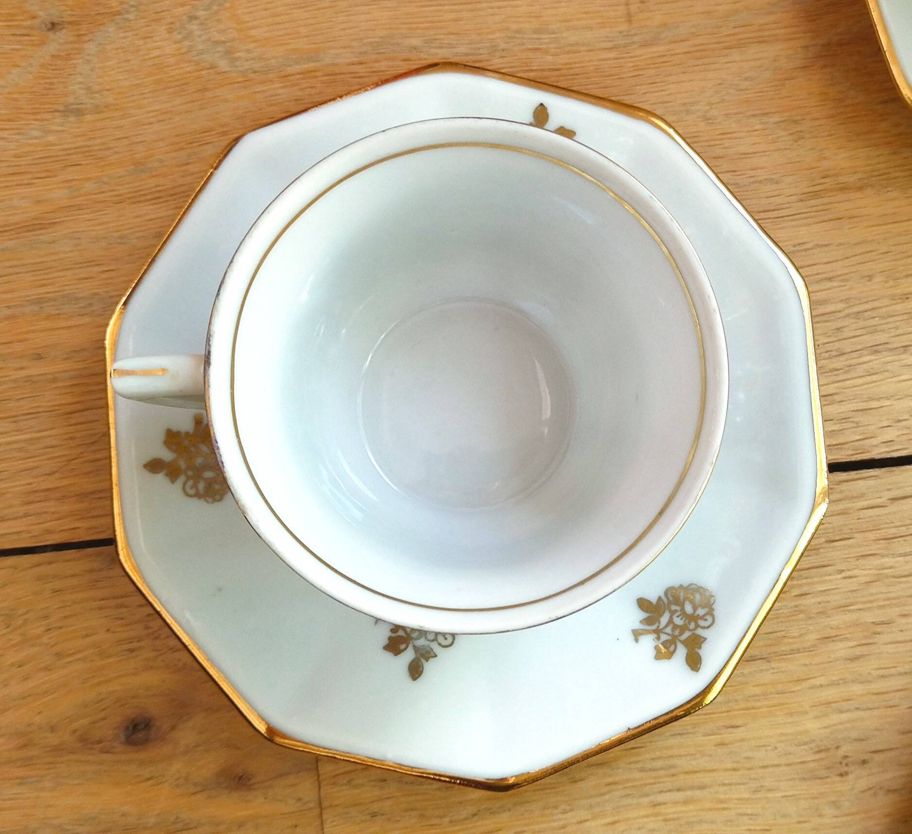 Antique coffee or tea service in fine porcelain from the 1930s.