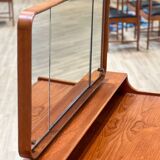 Dressing table (by Meredew)