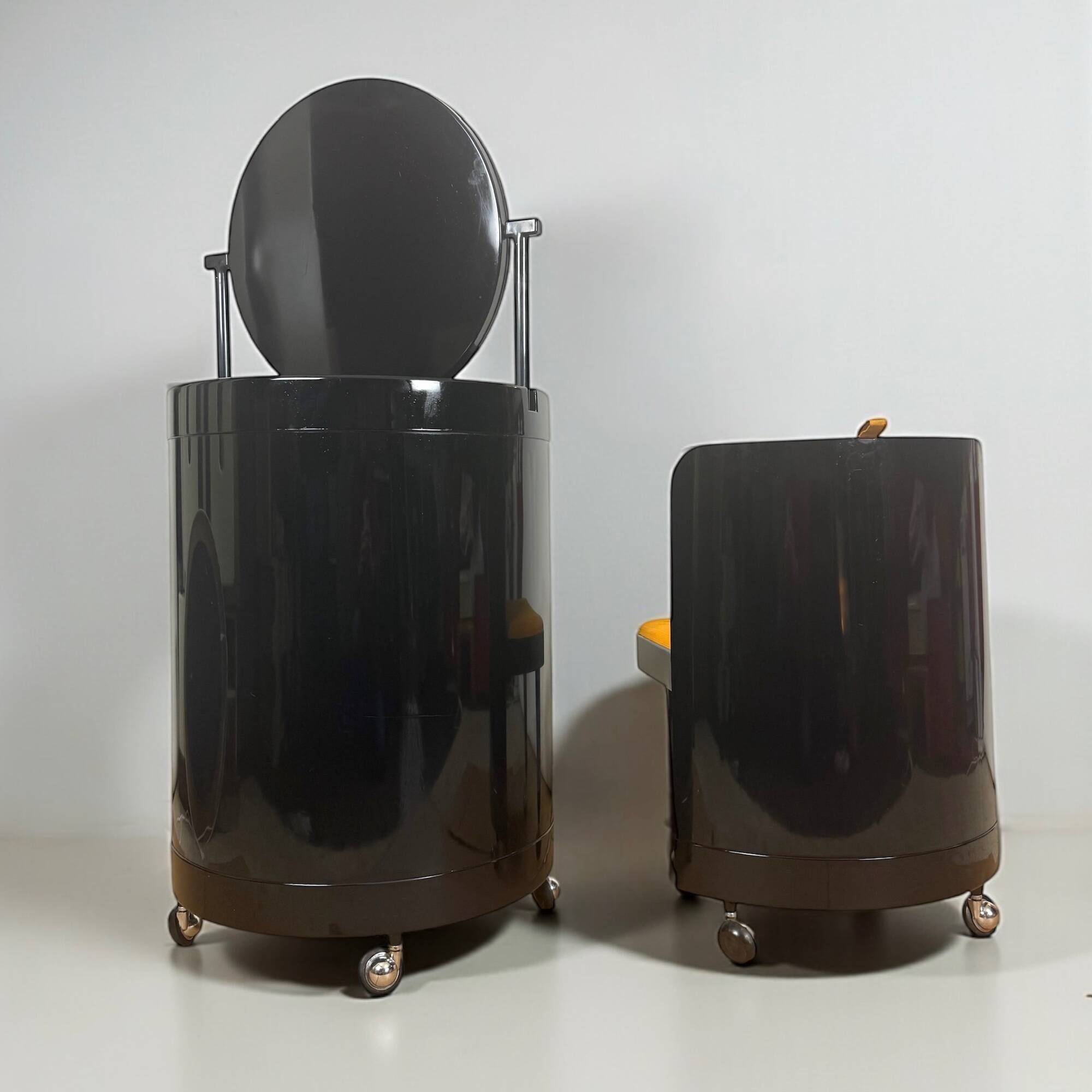 Coiffeuse et siège vintage italiens Silvi en plastique marron