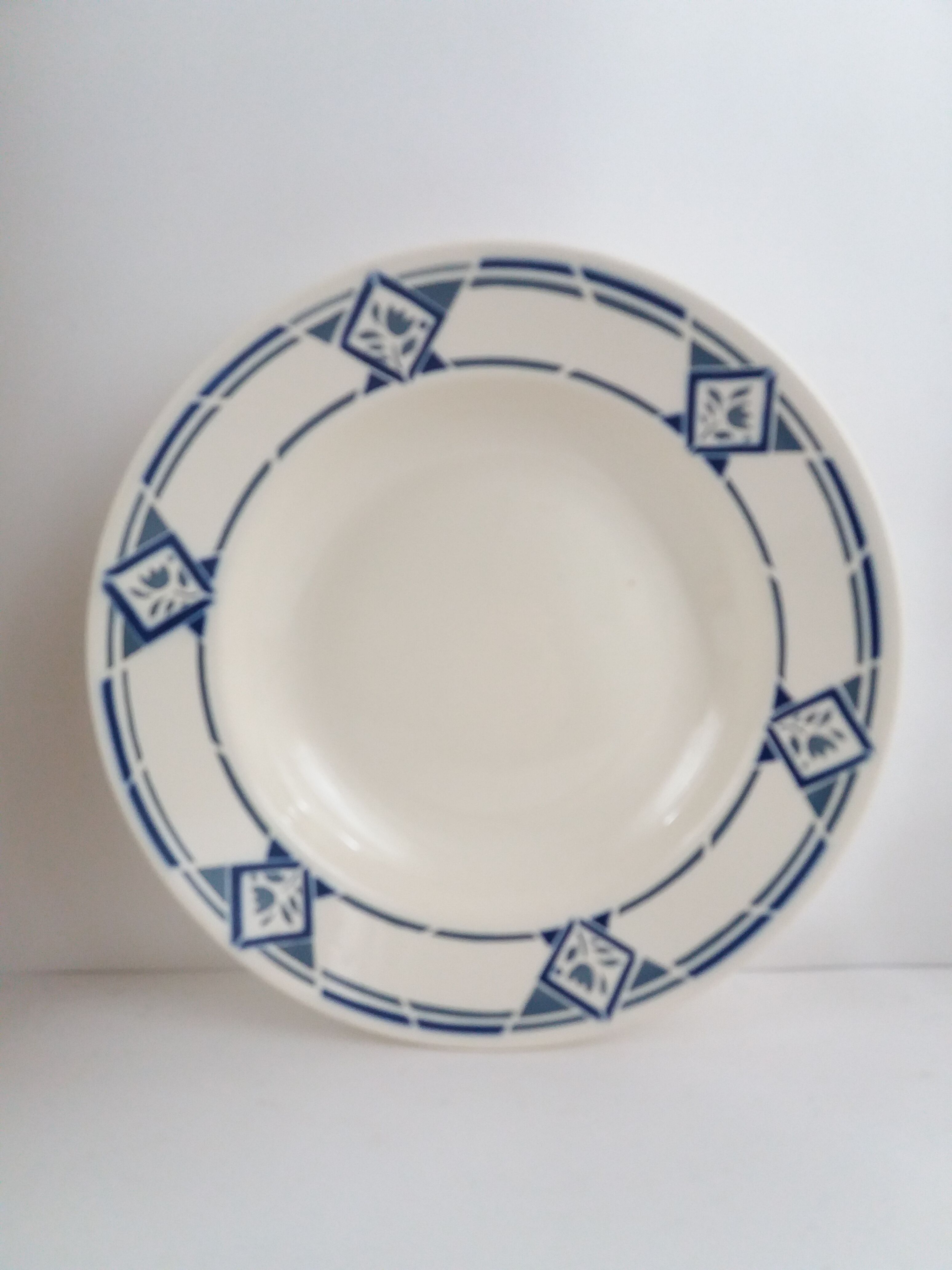 Set 6 Art Deco hollow plates