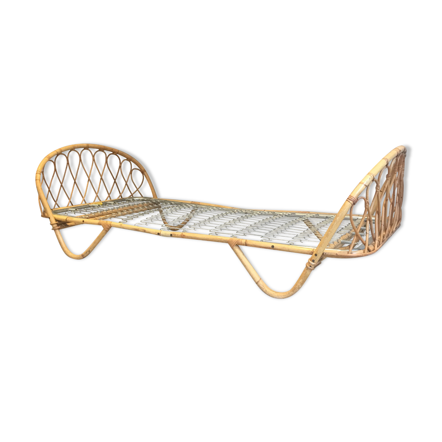 Vintage  rattan bed