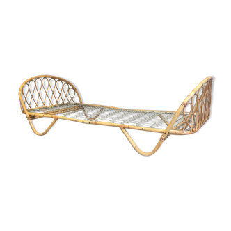 Vintage  rattan bed