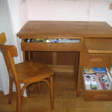 Light oak desk and chair baumann