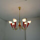 Lustre des années 1950 en laiton et plastique rouge, 7 abat-jours en verre