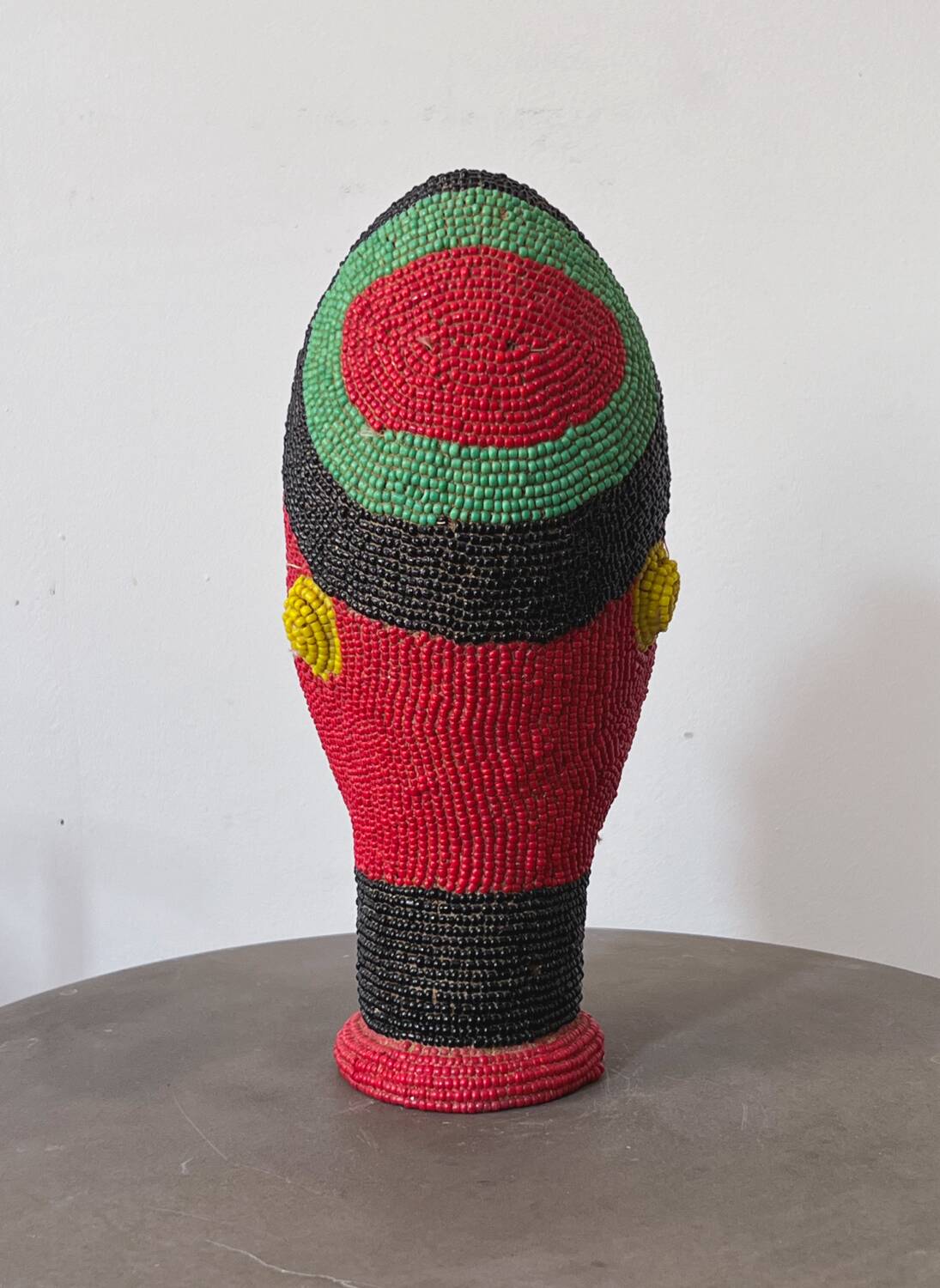 Bamileke beaded terracotta head (Cameroon)