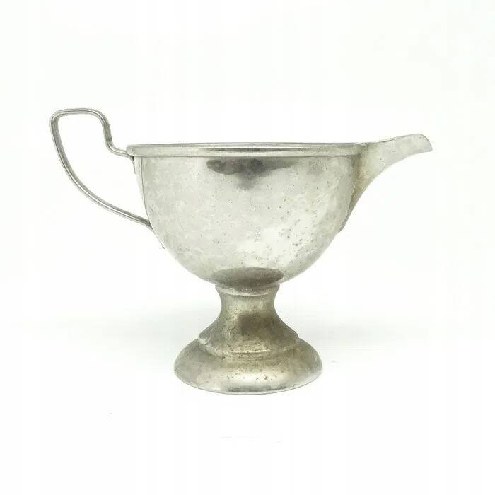 K6i art deco milk jug