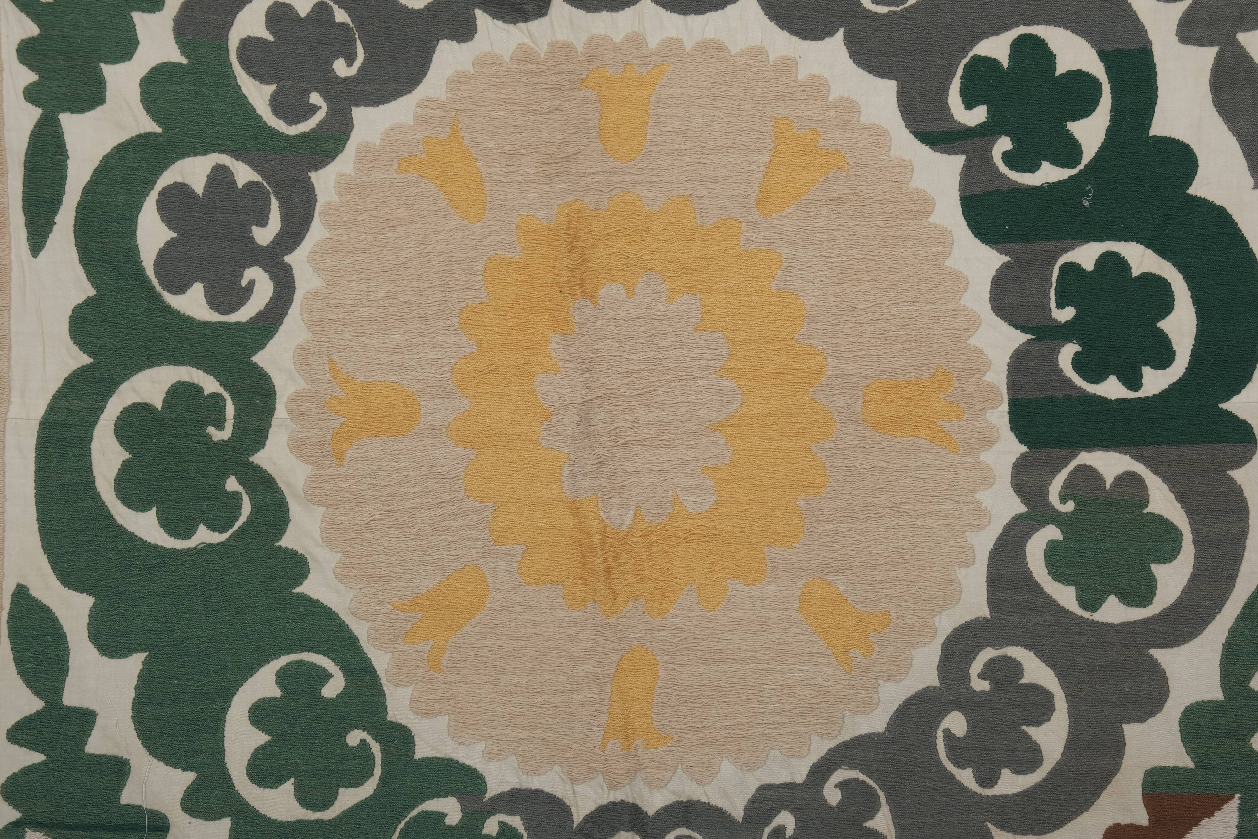 Suzani tapestry 131x139 cm