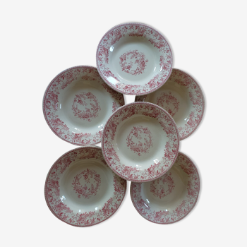 Gien's ceramic hollow plates collection "Roses bouquets"