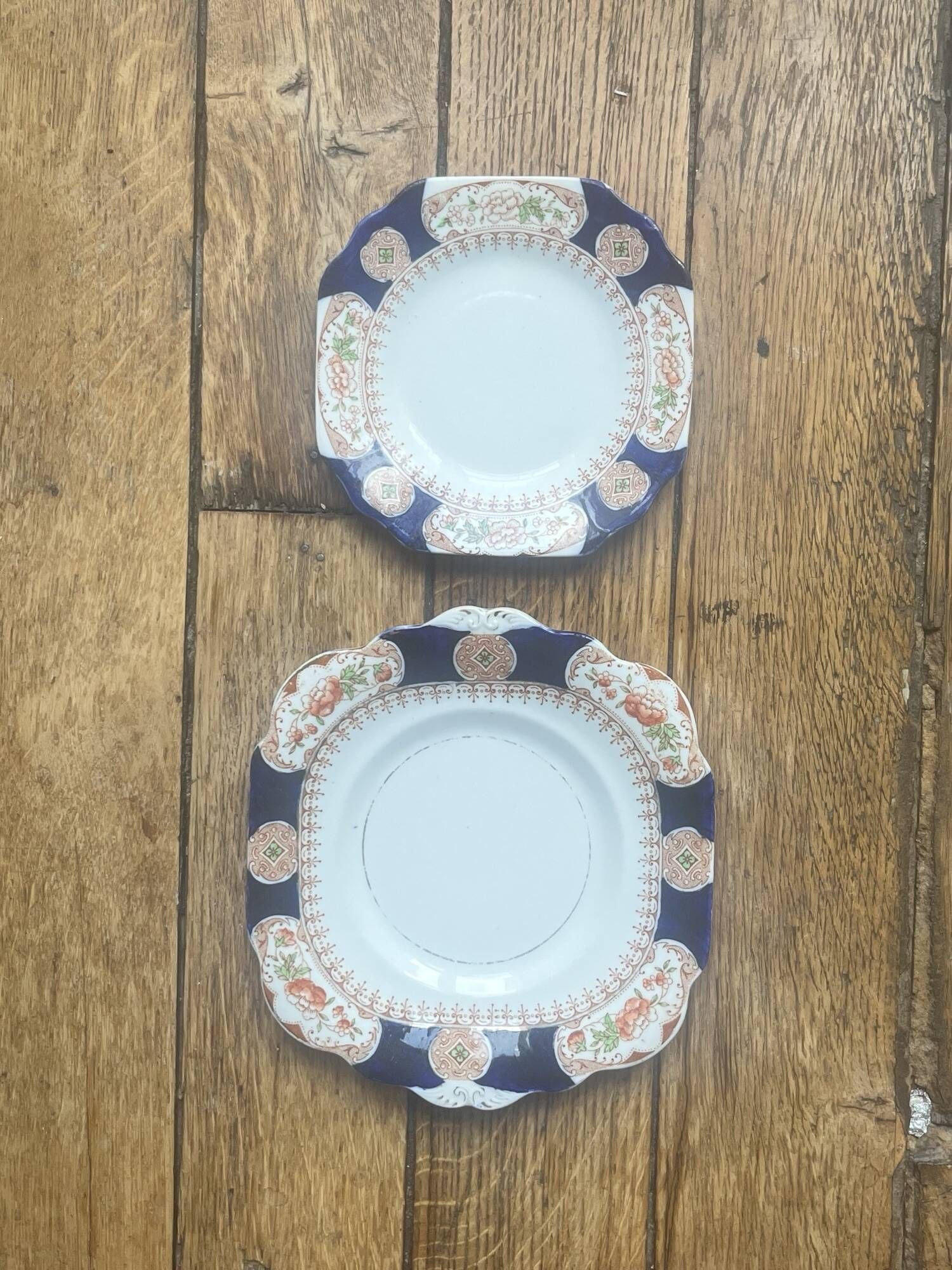 2 antique English plates Manufacture Osborne model Ilkley