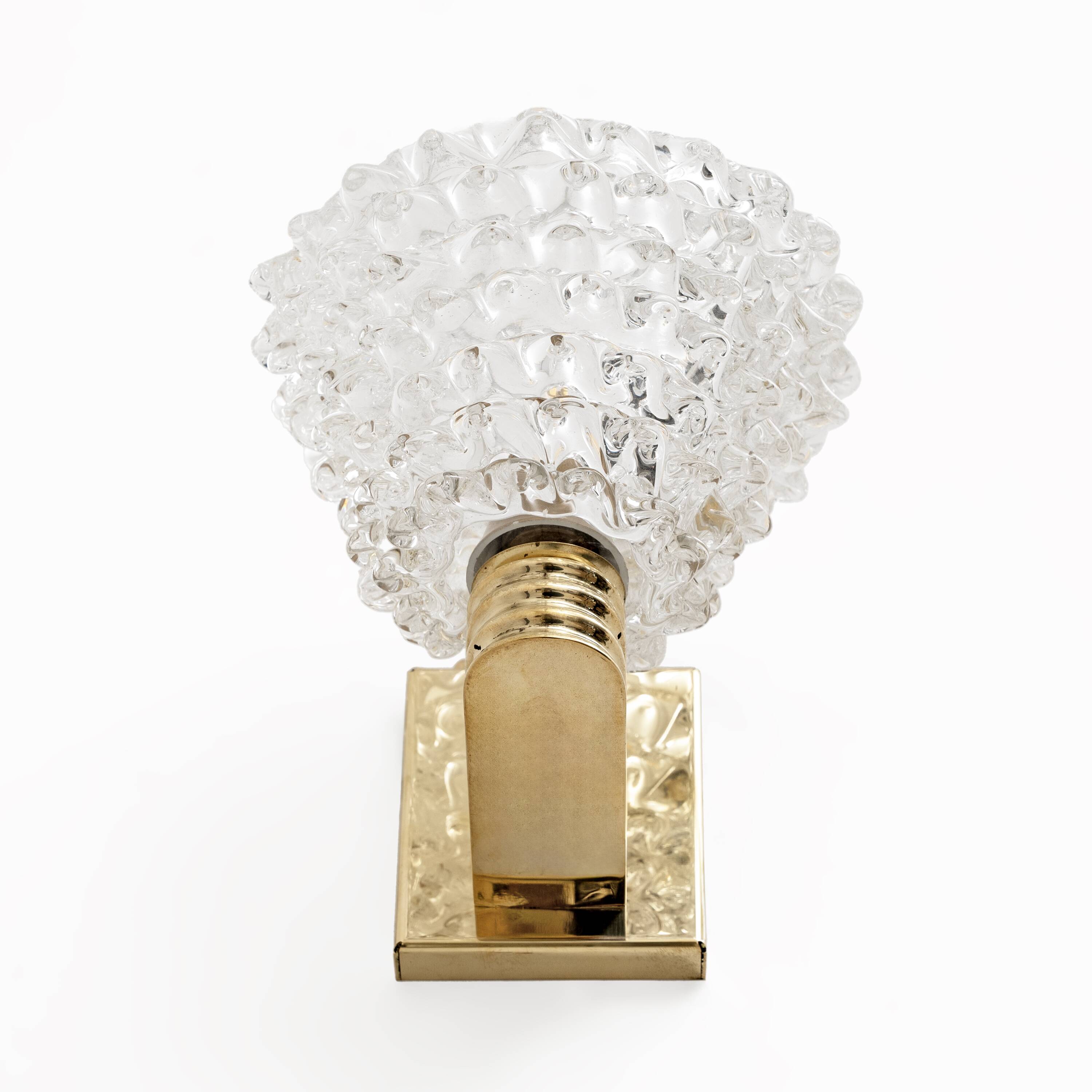 Appliques en verre de Murano Rostrato moyen en laiton de style Art Déco Barovier, paire.