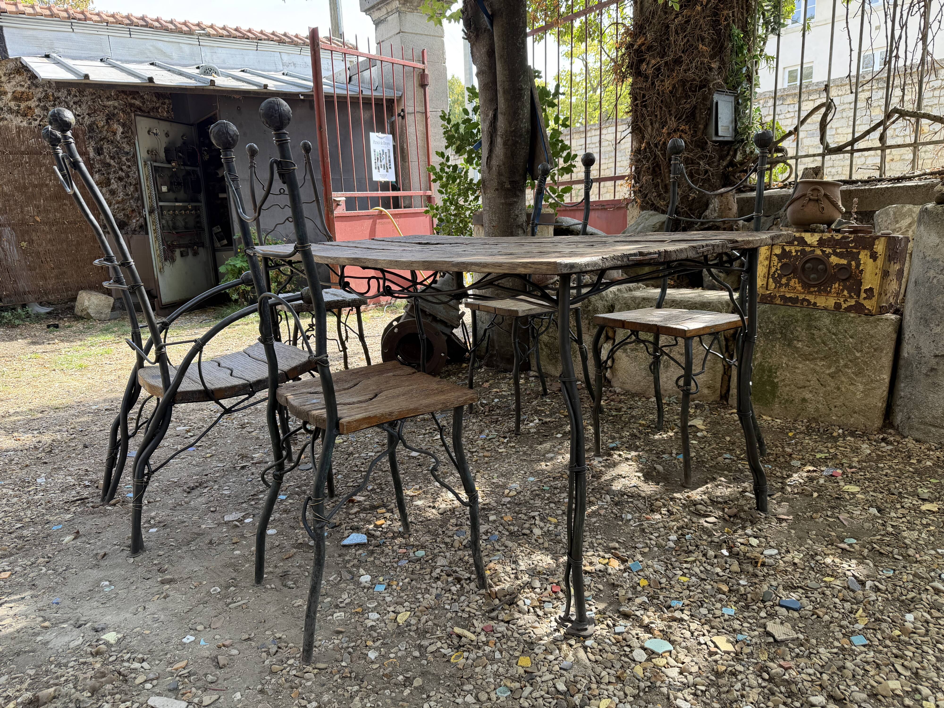 Patrick de Bruyn table and chair set