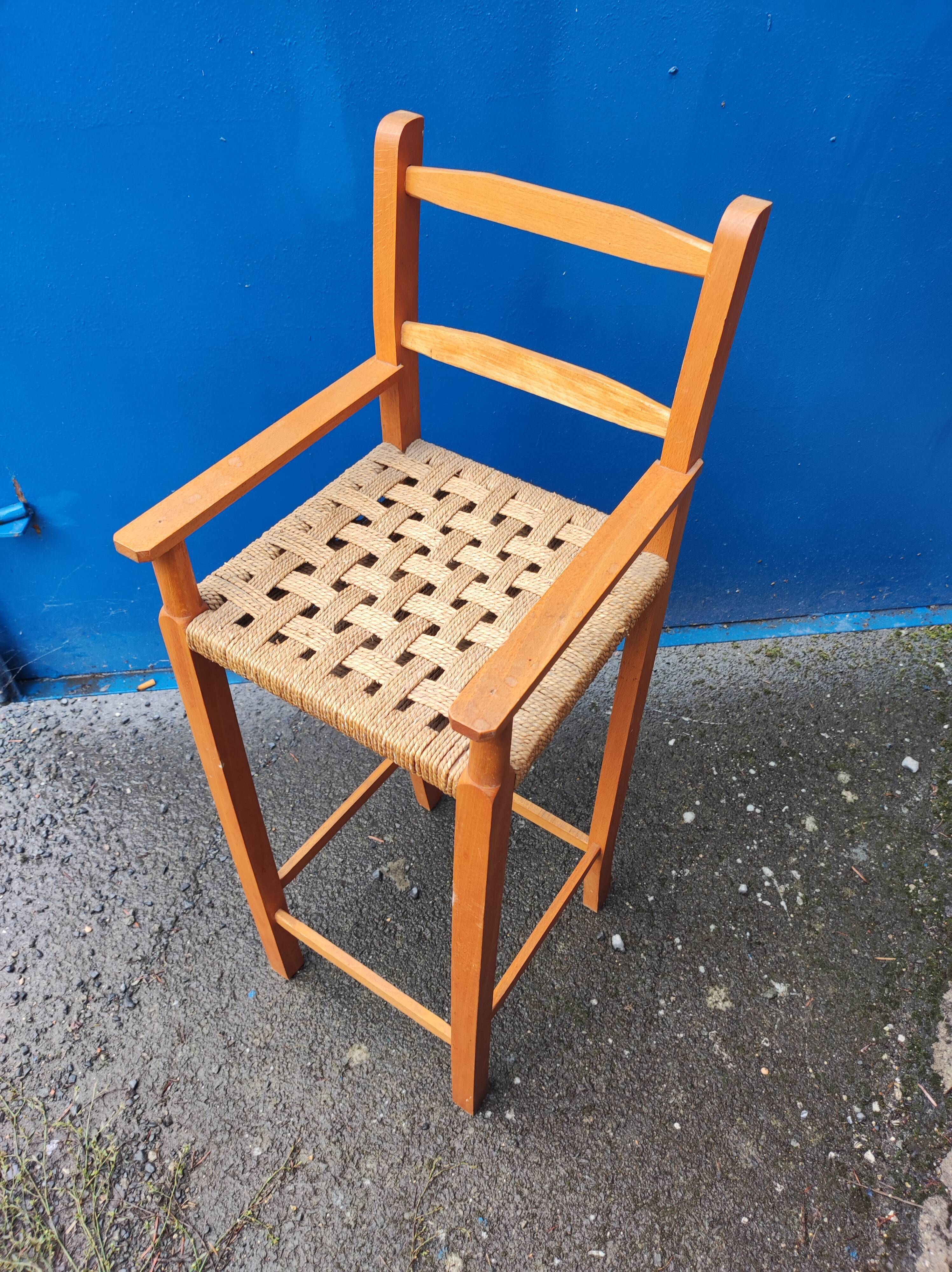 High chair child wood and braided sea grass