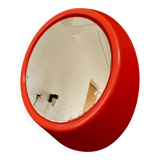 Pop mirror