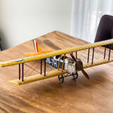 Airplane model