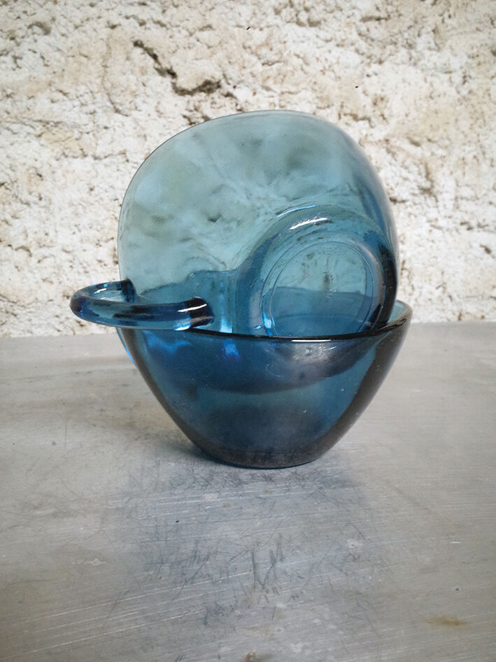 Set of 2 cups in blue glass Arcoroc