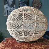 Suspension in raffia