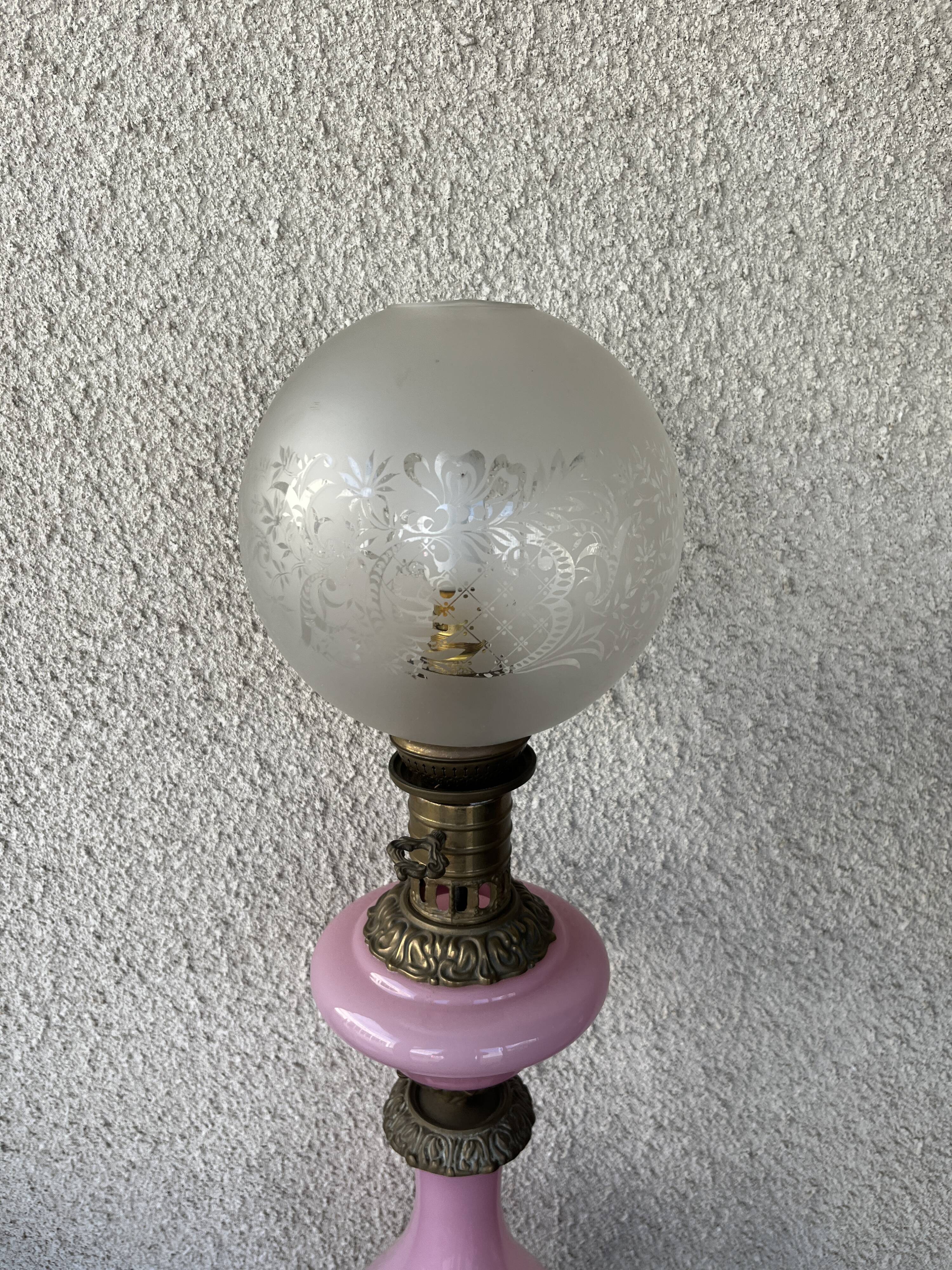 Large antique lamp in pink opaline and brass with engraved globe