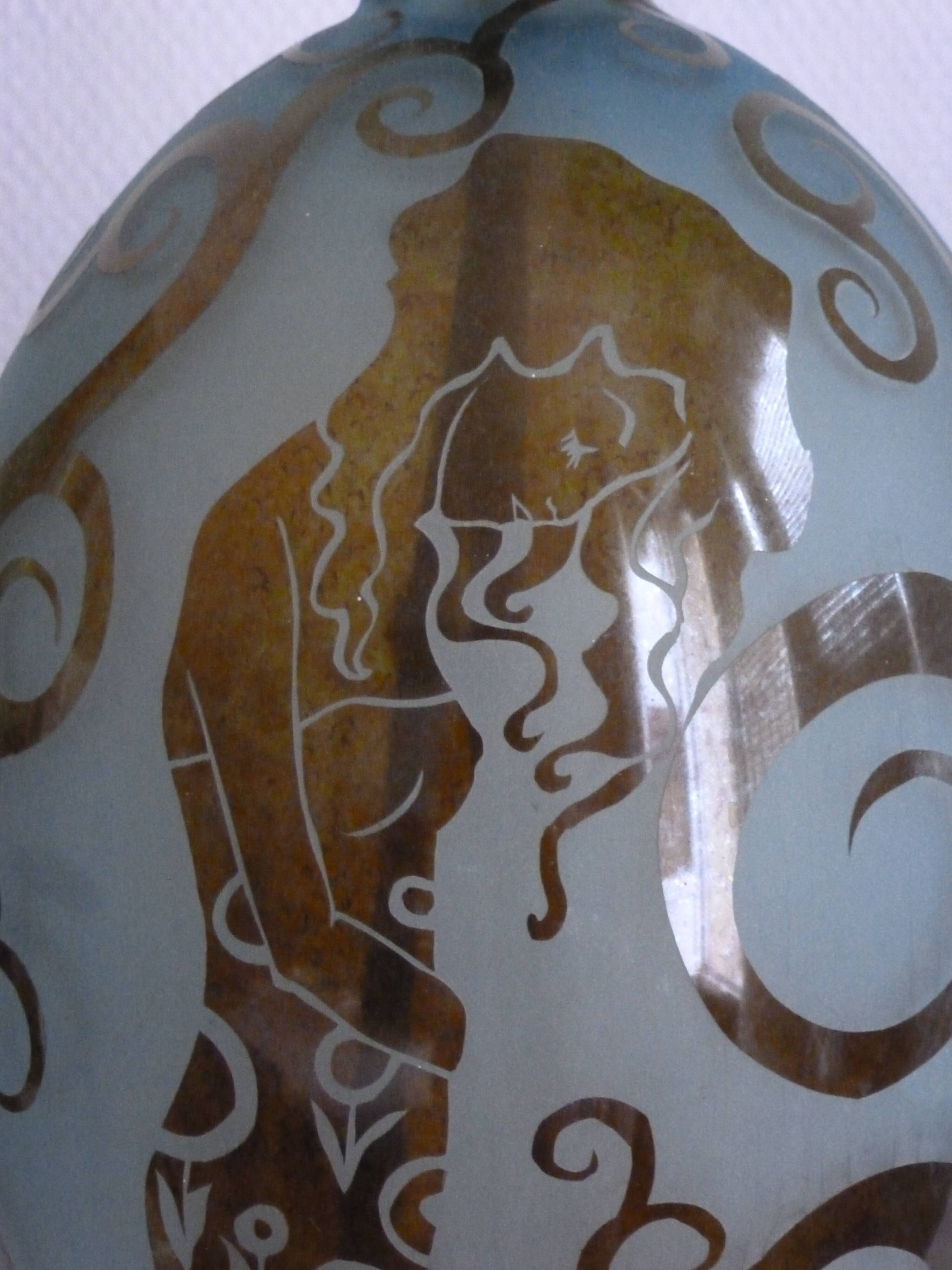 Vase stamped Horna