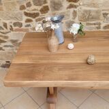 Farm table